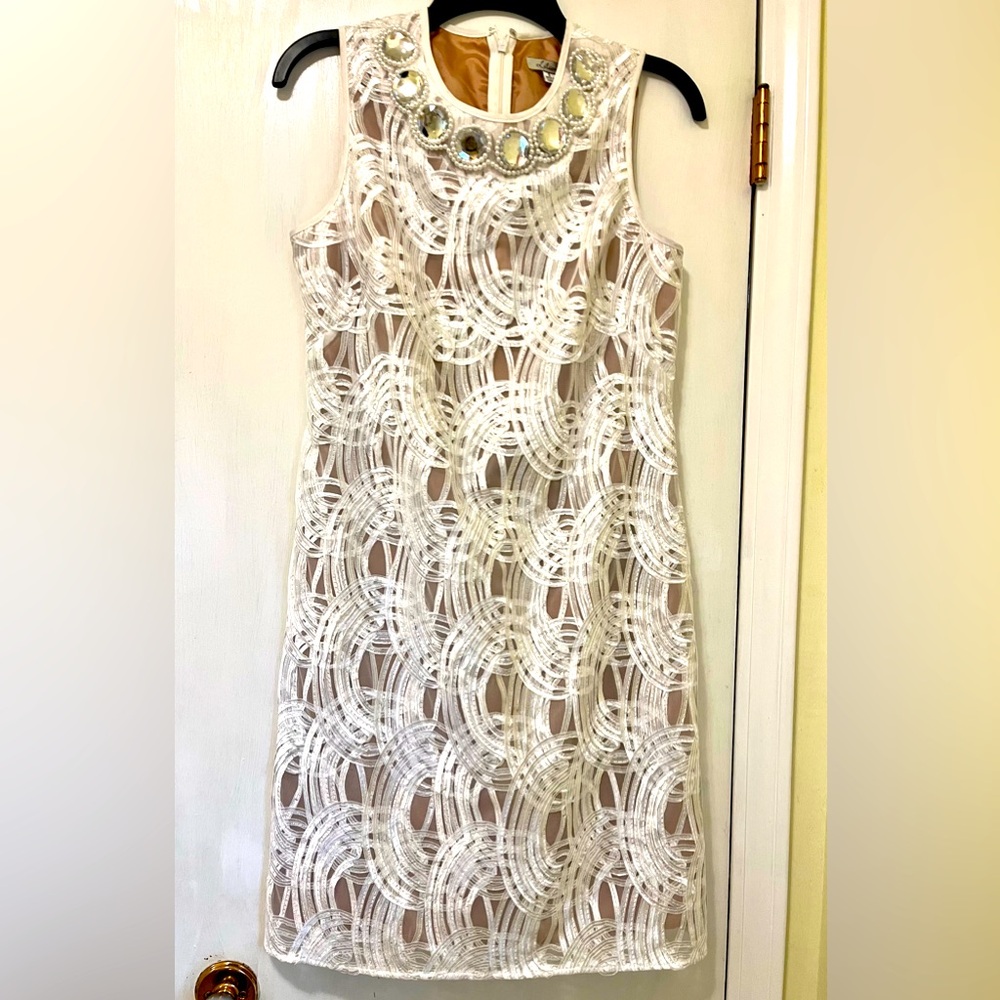 Liliana White Ivory Lace Shift Dress w/ Pearls & Jewels Size 6 Women's Formal